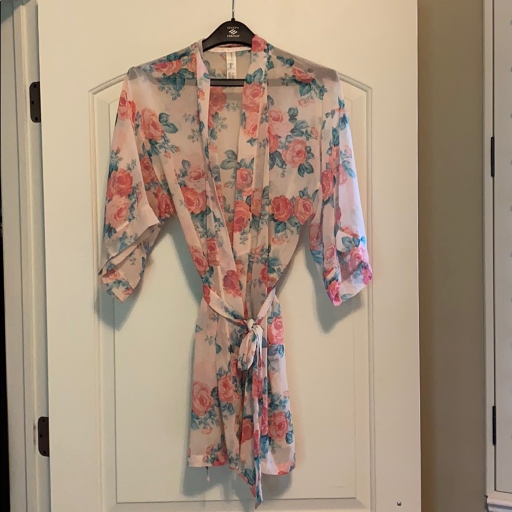 OBO Cutest robe shear also could wear as a kimono